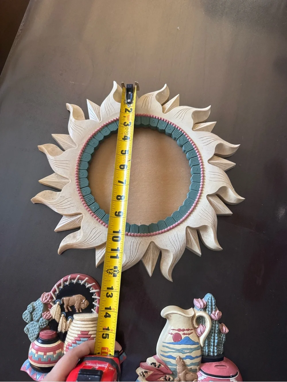 VTG Plastic Cactus Wolf Buffalo & Sunflower Wall  Decor